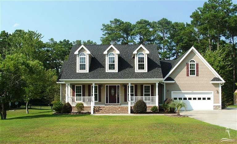 1st image of 70 Country Club Dr