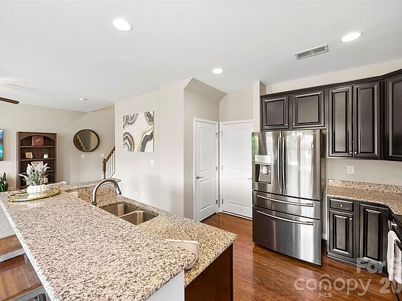 5th image of 3216 Morgan Clark Rd