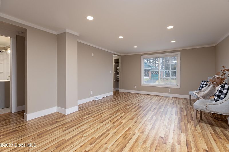 5th image of 14 Liberty Place