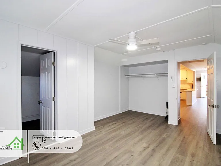 1143 Magnolia St — Photo 18