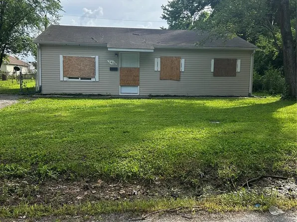 1418 Richard Dr, Cahokia, IL 62206