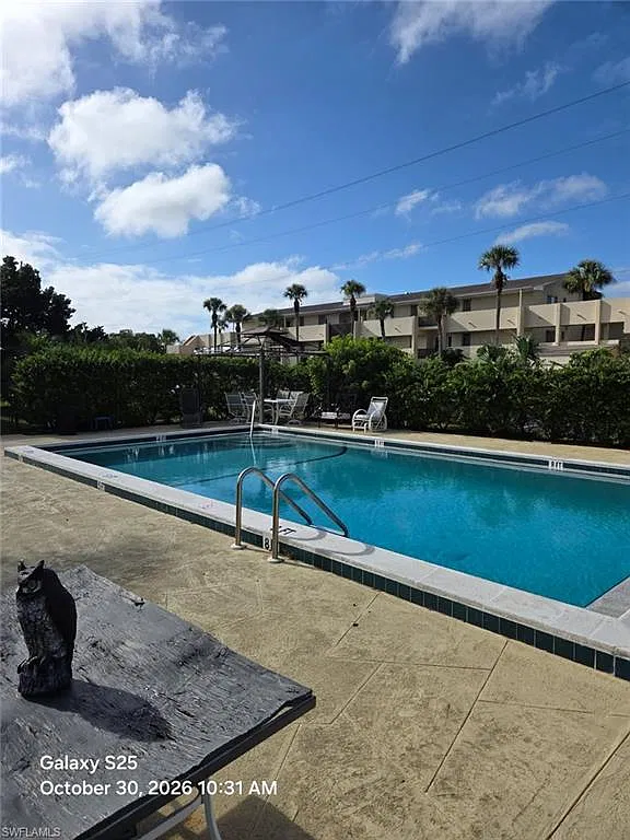 2 bed, 2.0 bath, 805 sqft, $1,695 — Photo 3