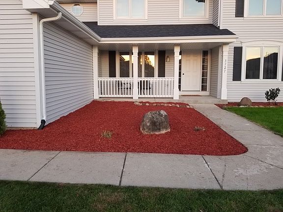 2nd image of 3727 Lakeshore Dr