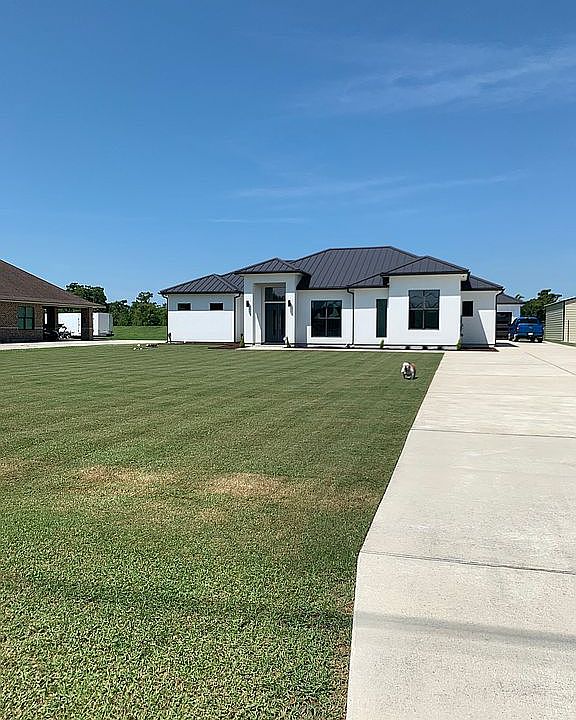 1st image of 3530 Barataria Blvd