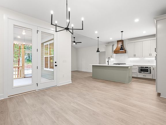 5th image of 708 Grayhaven Pl