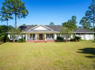 4240 Pinecrest Rd, Waycross, GA 31503
