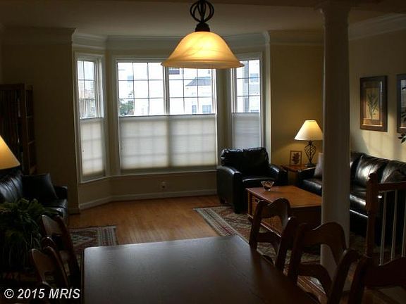 3rd image of 43806 Lees Mill Sq