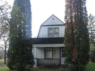 327 E Lake St, Parkers Prairie, MN 56361