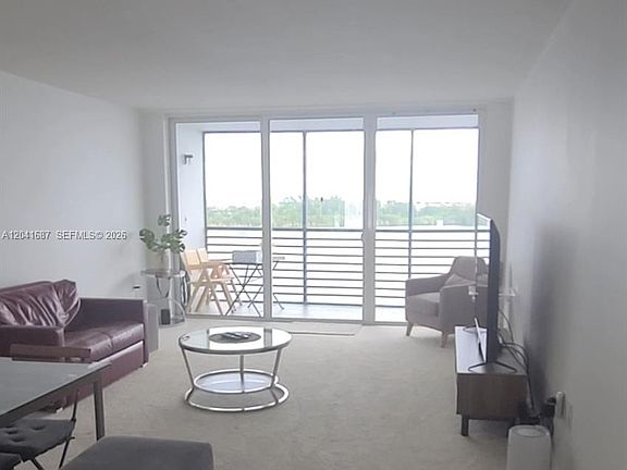 4th image of 1075 NE Miami Gardens Dr APT 708