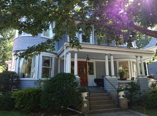 46 Abbottsford Rd, Brookline, MA 02446