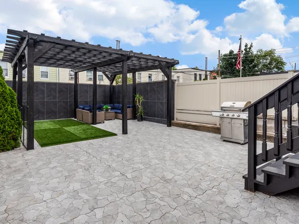 62-43 60th Drive image 3 of 32