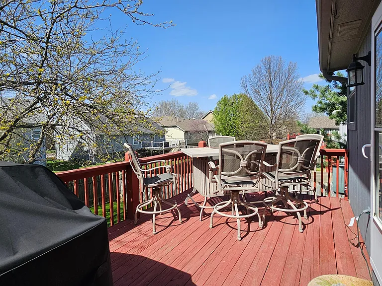 15624 Foster St — Photo 25