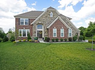 1207 Fox Horn Ct, Milford, OH 45150
