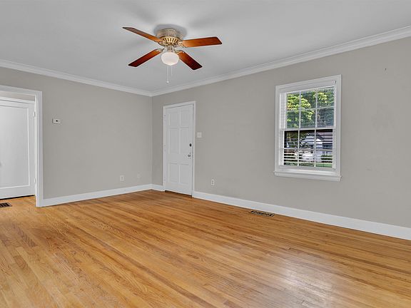 4th image of 772 Buck St