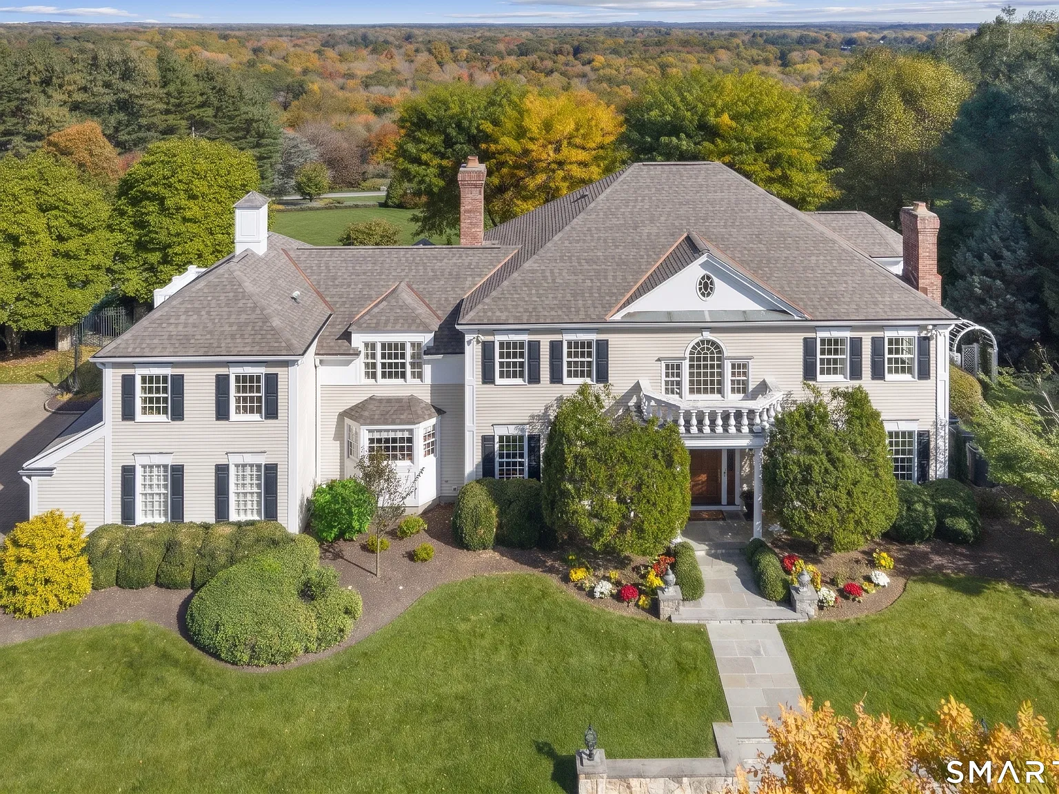 5 bed, 7.0 bath, 6115 sqft, $15,000 — Photo 1