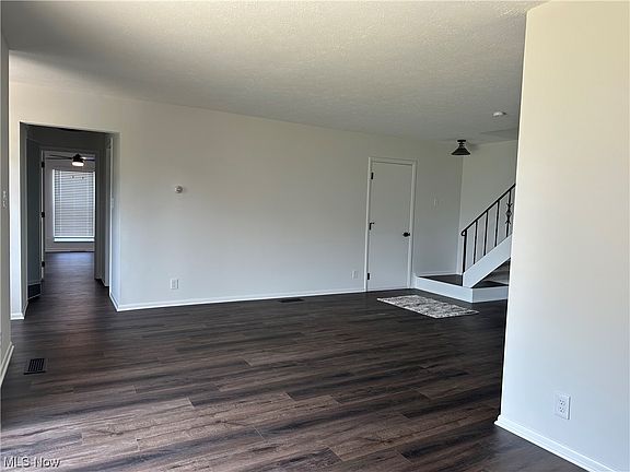 3rd image of 6854 Beacon Dr #67-C