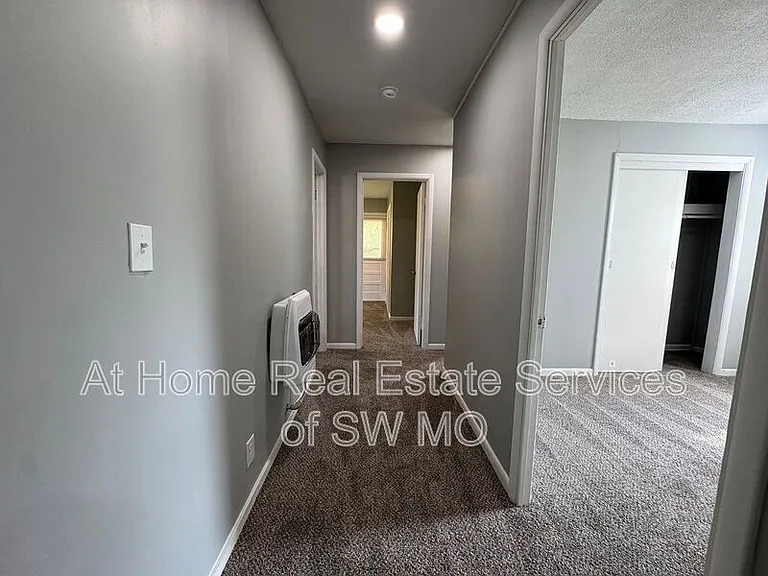 2626 W Page St — Photo 4