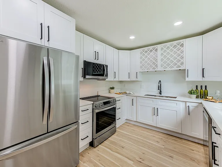 3307 N Morgan St — Photo 4