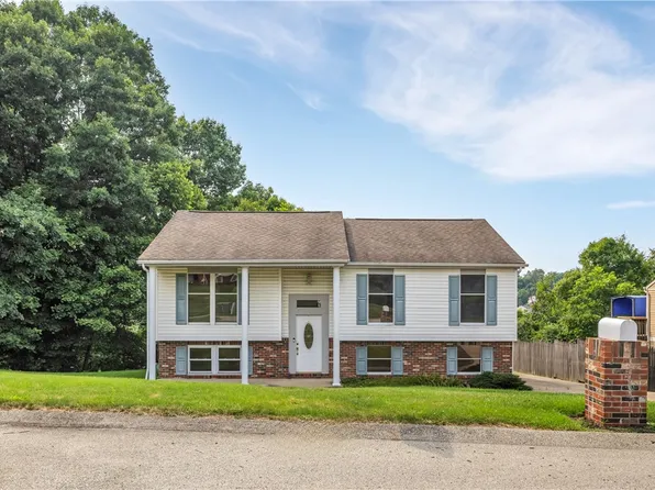 421 Rampart Blvd, New Kensington, PA 15068