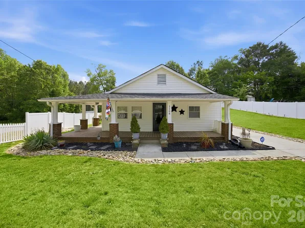 1108 Skyland St, Kannapolis, NC 28083
