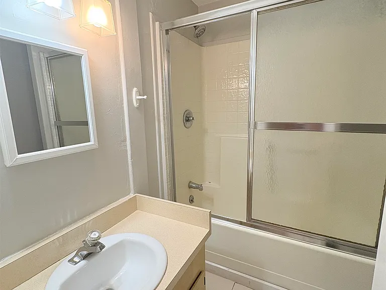 3245 Mound Dr — Photo 12