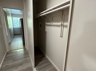 2344 E 17th St #6, Oakland, CA