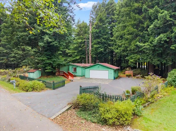 100 Devol Ct, Crescent City, CA 95531