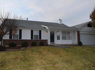 9 Mary Beth Ct, O'Fallon, MO