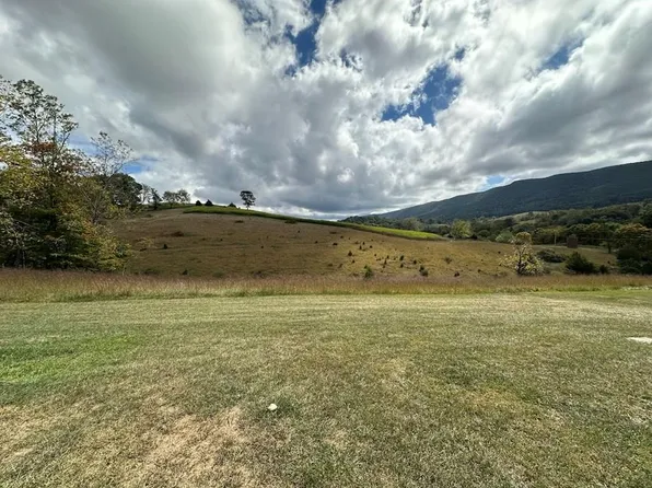 621 Point Pleasant Rd, Bland, VA 24315