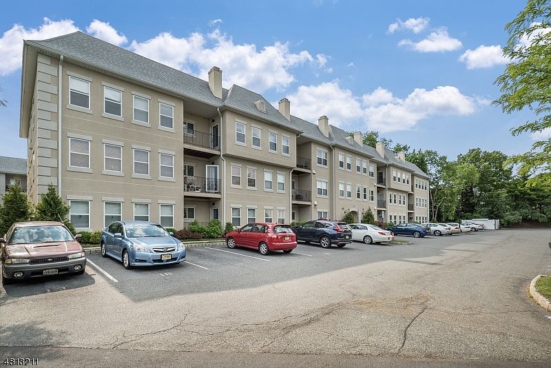 1st image of 1108 BRITTANY DR