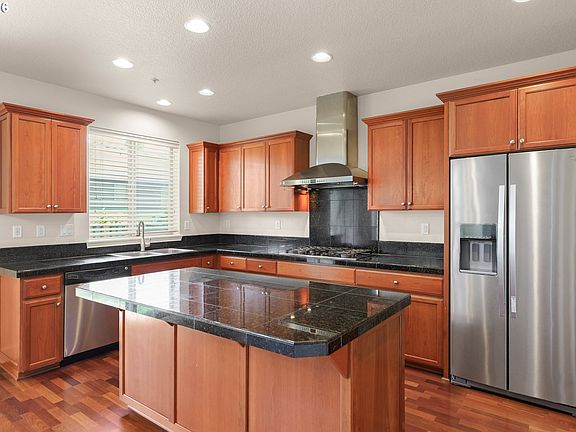 5th image of 13470 NW Alvada St