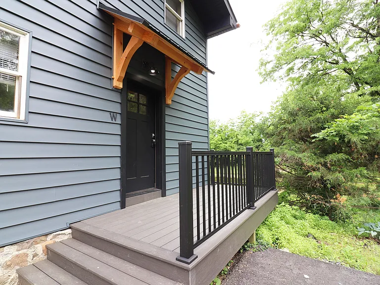 1752 Heilmandale Rd #W — Photo 3