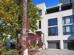 805 Kingsmere Ave, Ottawa, ON K2A3J8