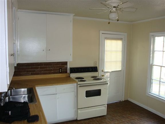 5th image of 2545 W Lucas Dr