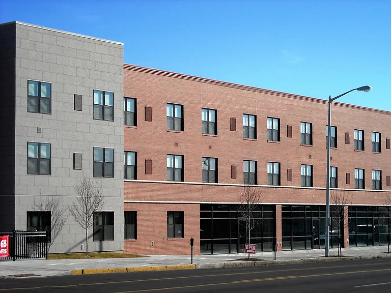 Grand South Senior — Photo 12