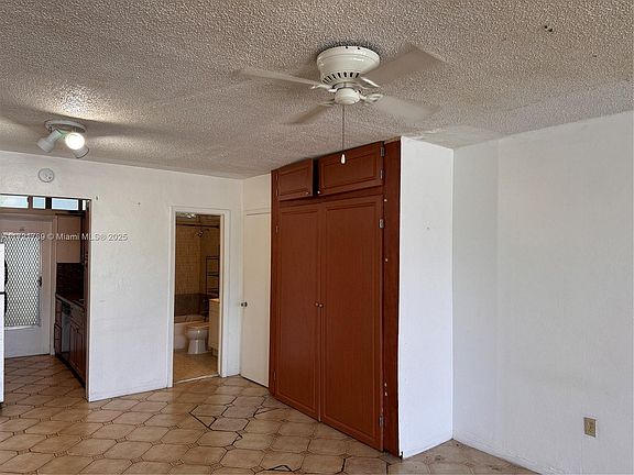 3rd image of 1400 Pennsylvania Ave APT 35