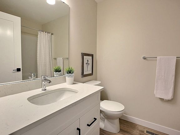 5th image of 2900 George St #1526745