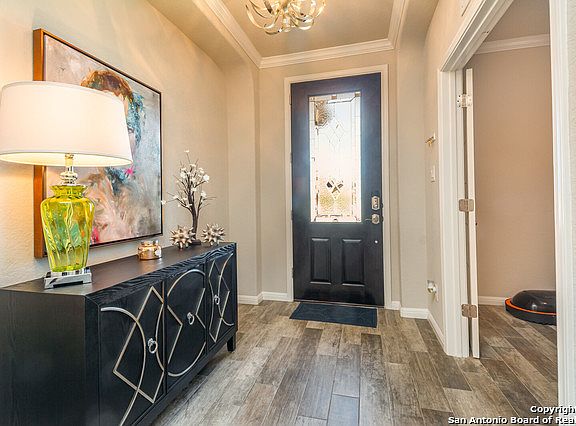 3rd image of 1806 Cedric Ln
