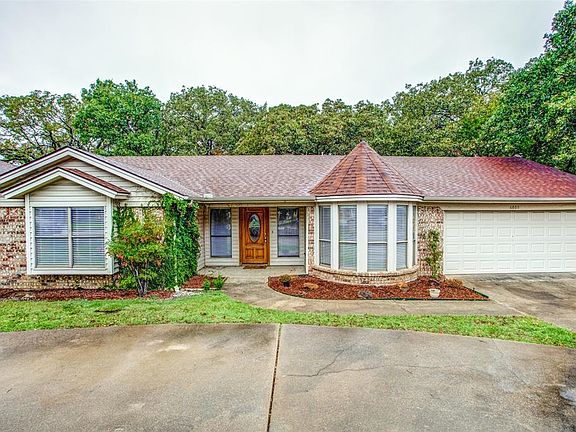 2nd image of 6805 Greenacres Dr
