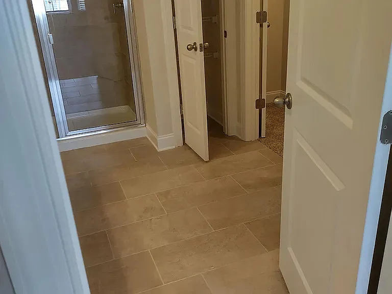 249 Netherlands Blvd — Photo 6