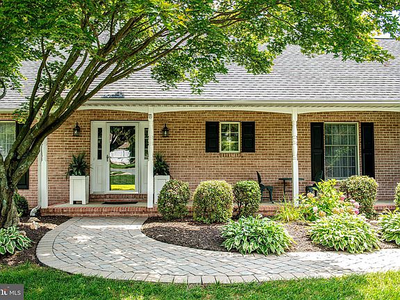 4th image of 1815 Othello Ct