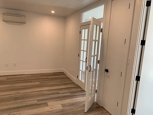 Rented by Corcoran | media 15