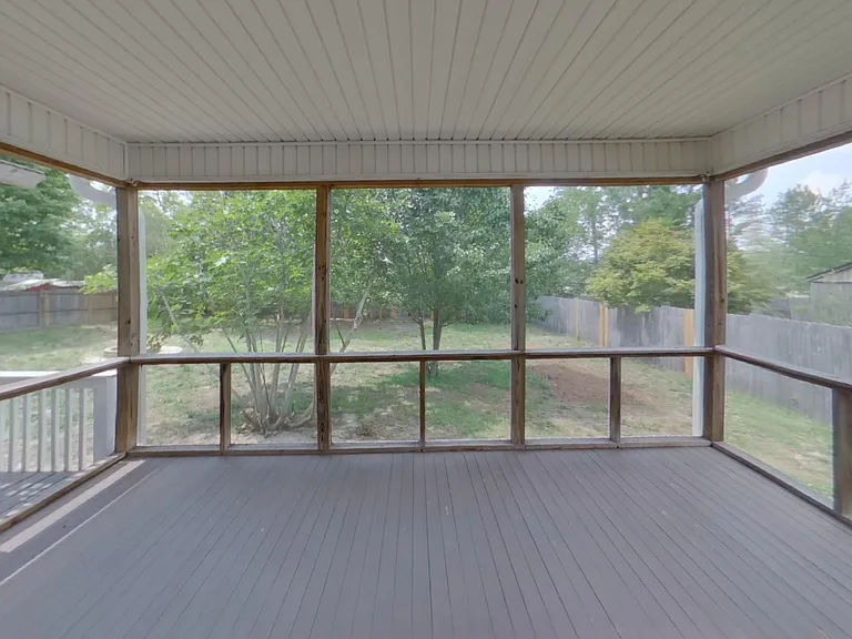 89 Smokewood Dr — Photo 16