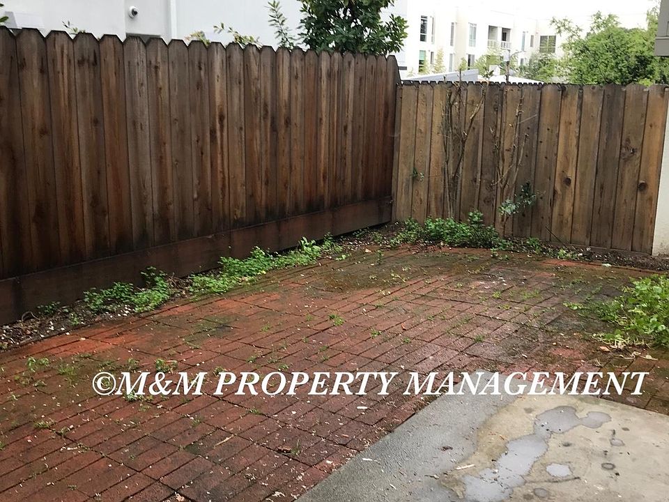 1st image of 1800 Cole Ave APT 1A