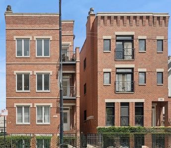 1136 W Fullerton Ave APT 2, Chicago, IL, 60614