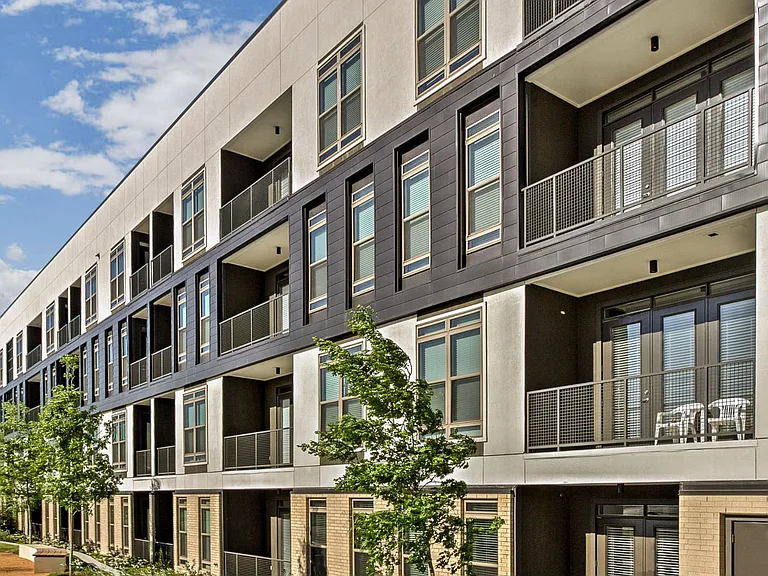 Anthem Cityline Apartments — Photo 12