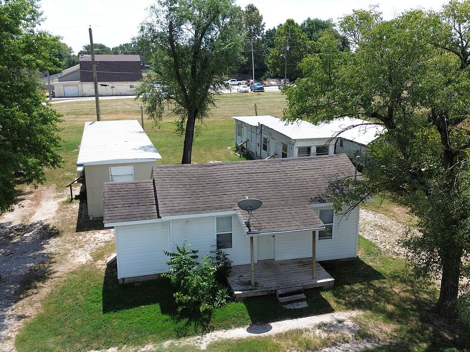 1st image of 402 W Colgate Street