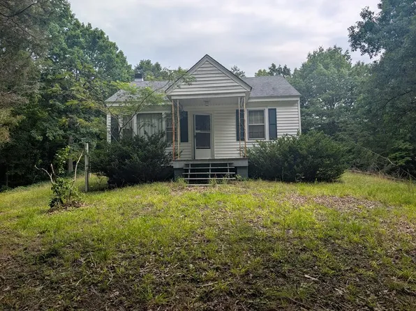 3767 W 3rd St, Farmville, VA 23901