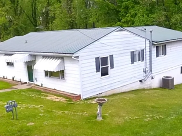 1517 Maple St, Flatwoods, KY 41139