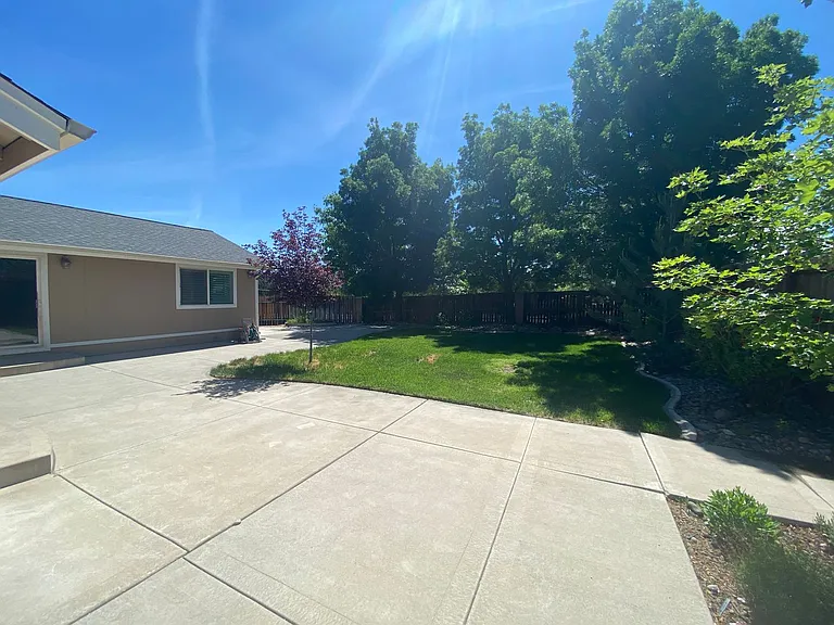 12 Wisteria Ct — Photo 15